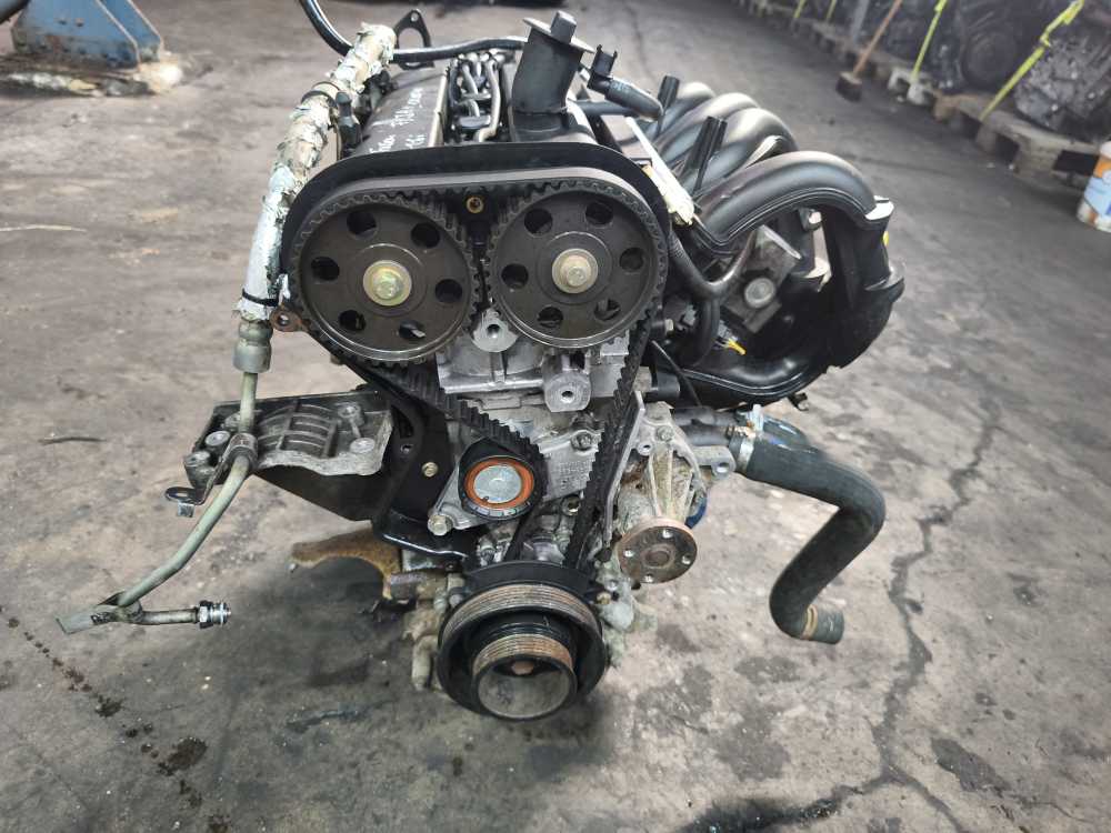 MOTEUR FORD 1.6i ESSENCE FYJA - Vue 4